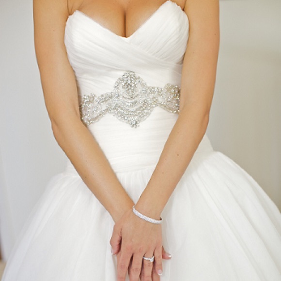 Kenneth Pool Wedding Dress - Picture 1 of 8